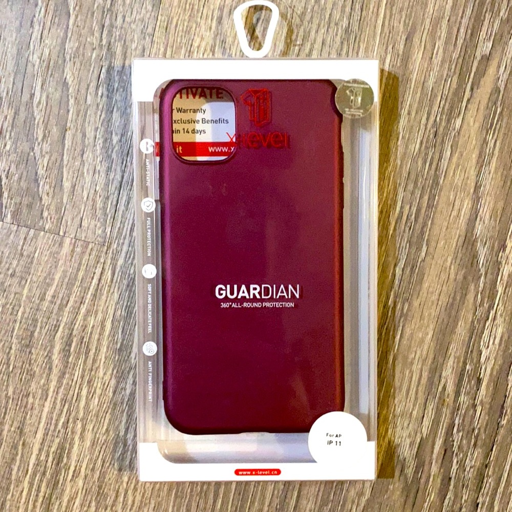 iPhone 11 silicone case - Wine Red